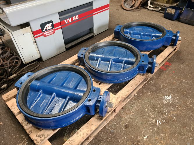 Ship globe valve repair